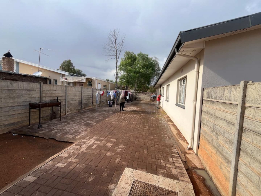 3 Bedroom Property for Sale in Flora Park Northern Cape